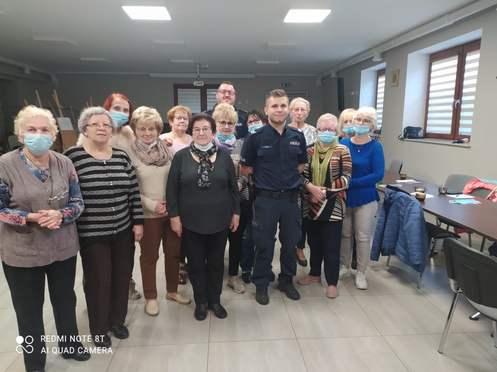 Policja w klubie seniora